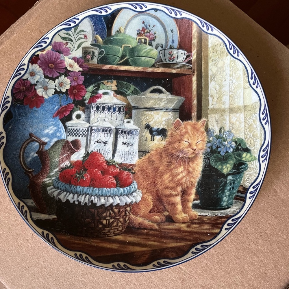 Bradford collectible cat plate
